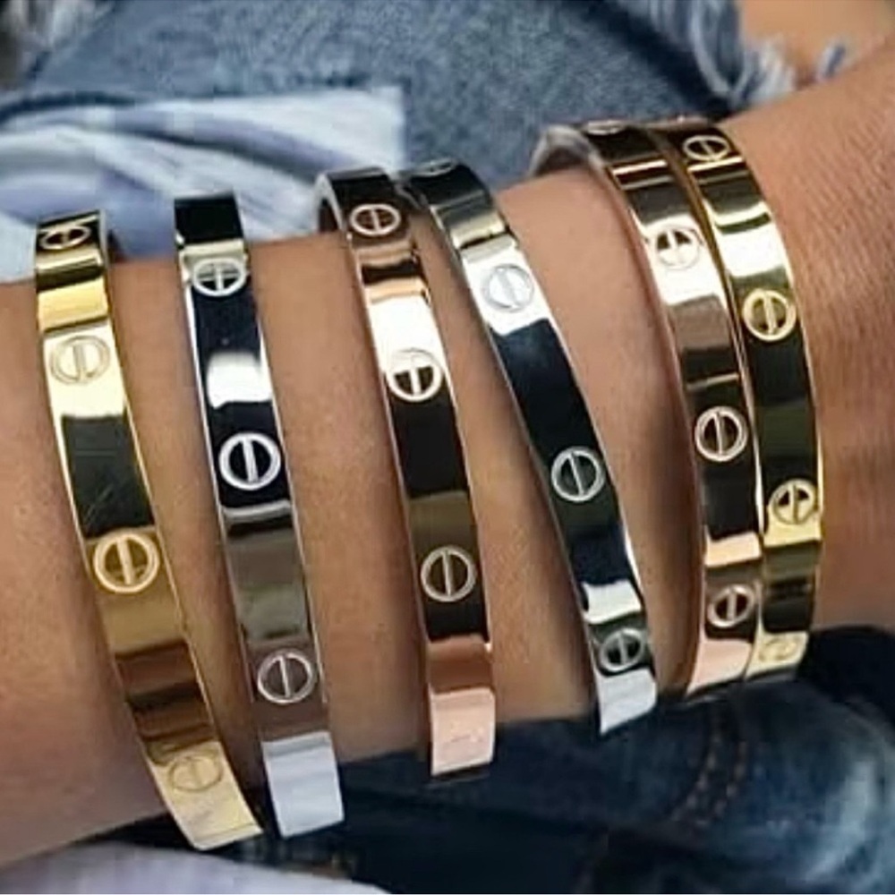 Stamped Gold Plated Love Bangle Bracelet No Stones Waterproof - Picture 9 of 11